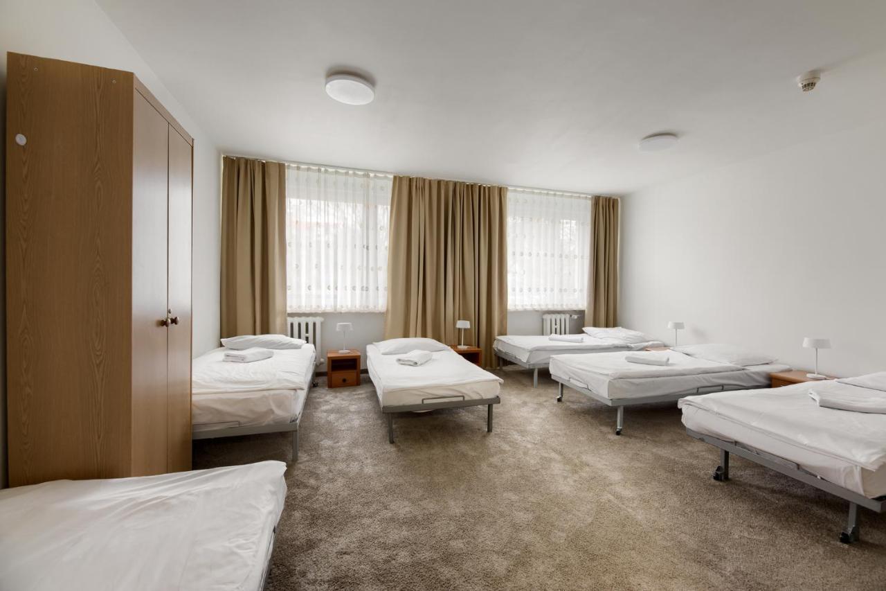 Hotel Jantar *